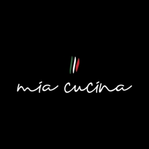 mia cucina logo
